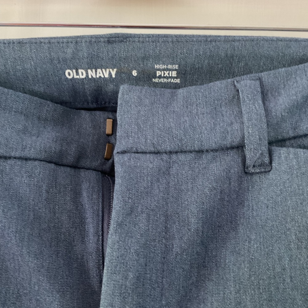 Old Navy High-Rise Pixie Pants in Denim Blue - Picture 2 of 2